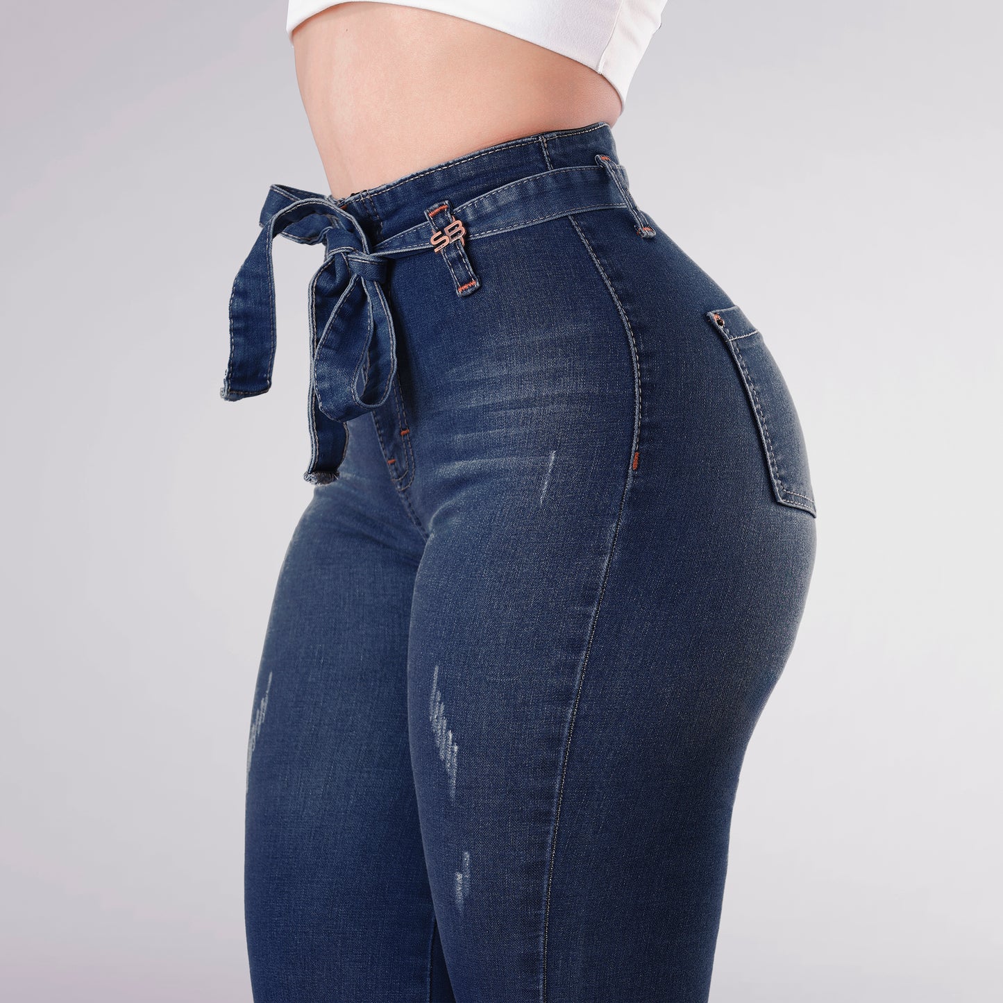 LipoJeans de Talle Alto con Efecto Levanta Cola 3662 03